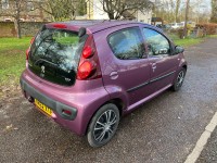 PEUGEOT 107