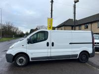 VAUXHALL VIVARO