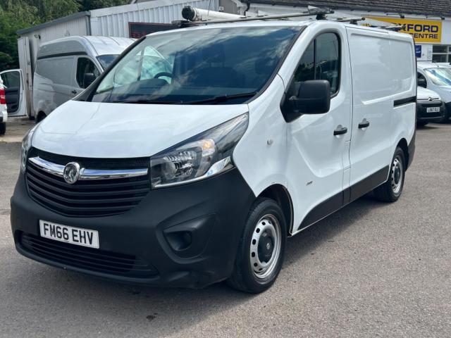 VAUXHALL VIVARO