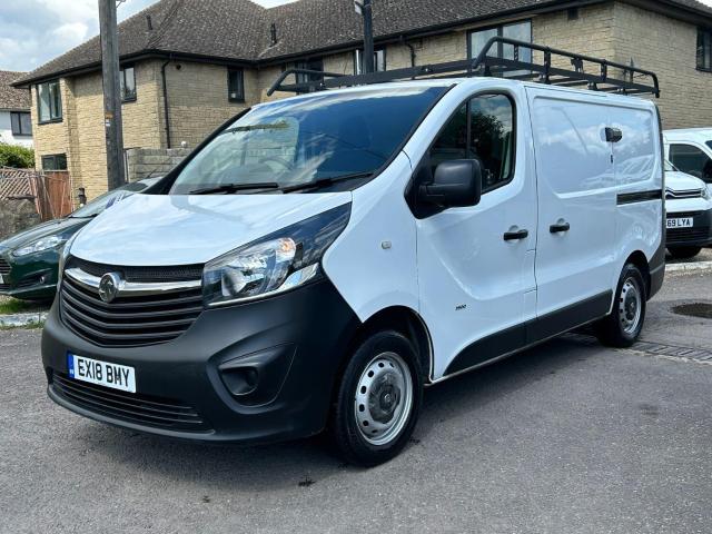 VAUXHALL VIVARO