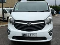 VAUXHALL VIVARO