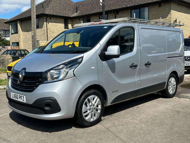 RENAULT TRAFIC
