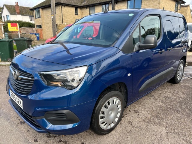 VAUXHALL COMBO
