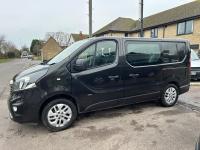 VAUXHALL VIVARO