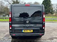 VAUXHALL VIVARO