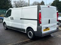 VAUXHALL VIVARO