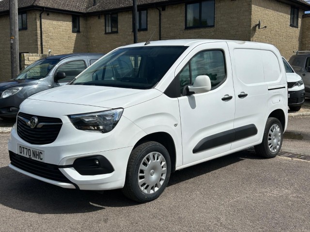 VAUXHALL COMBO