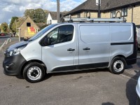 VAUXHALL VIVARO