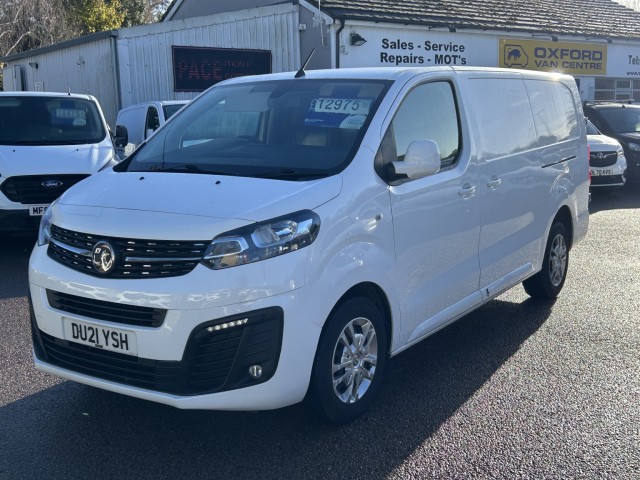 VAUXHALL VIVARO