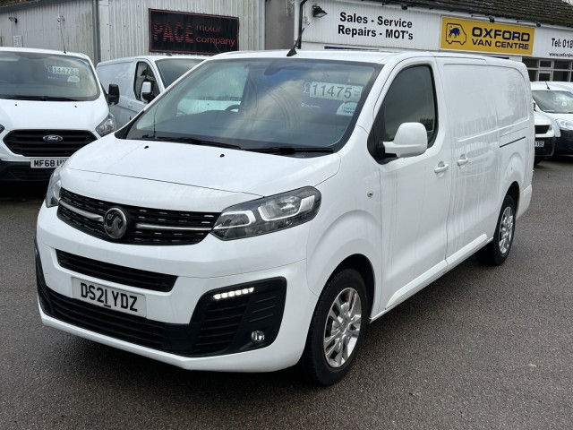 VAUXHALL VIVARO