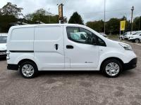 NISSAN E-NV200