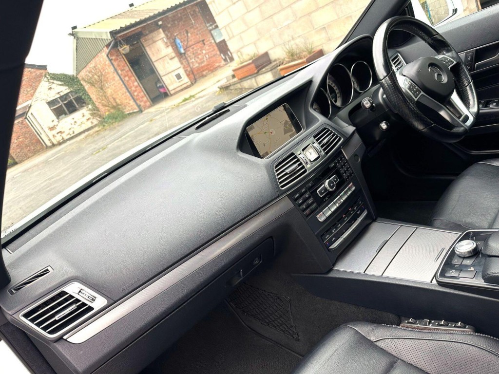 MERCEDES-BENZ E CLASS