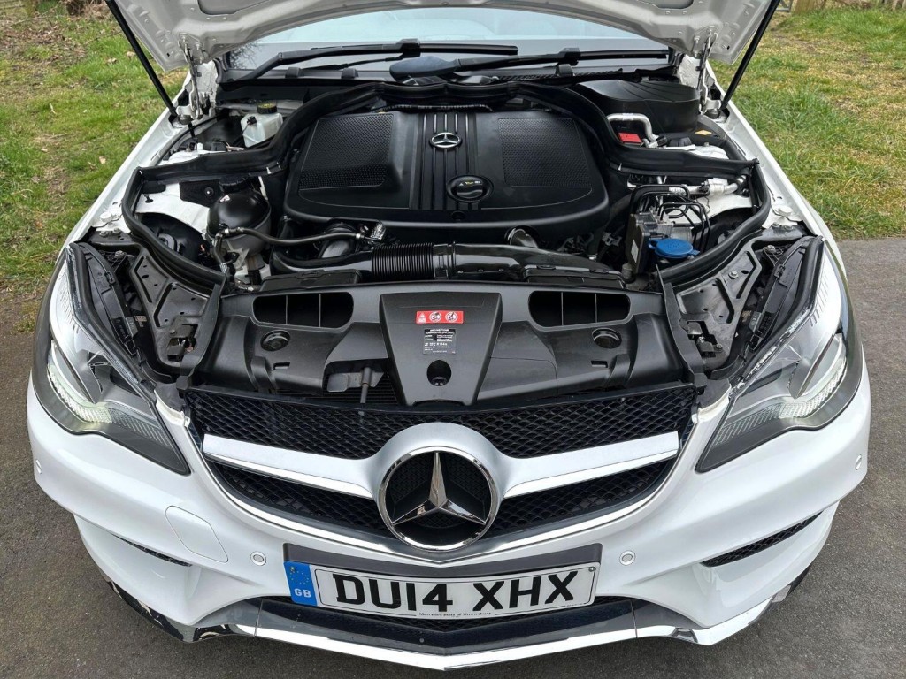 MERCEDES-BENZ E CLASS