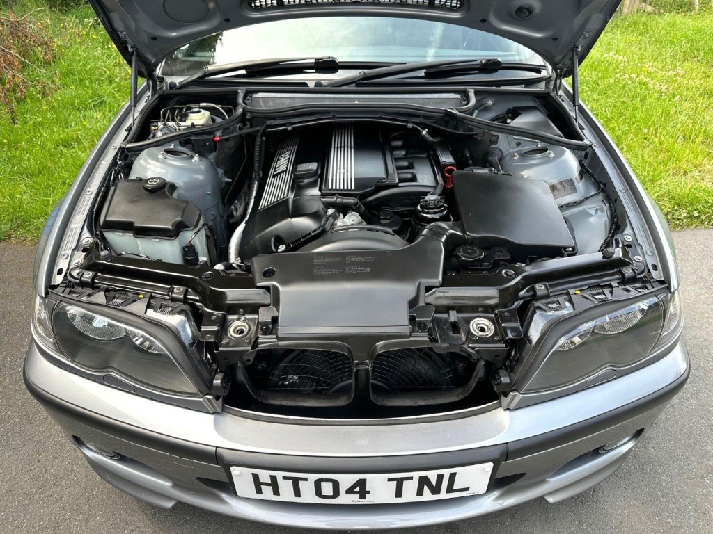 BMW 3 SERIES