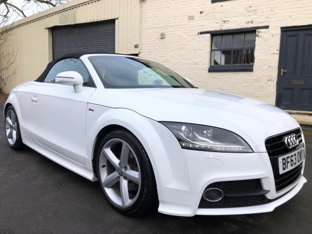 AUDI TT 1.8 TFSI S LINE