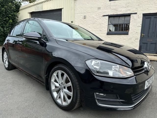 VOLKSWAGEN GOLF 1.4 TSI BLUEMOTION TECH ACT GT