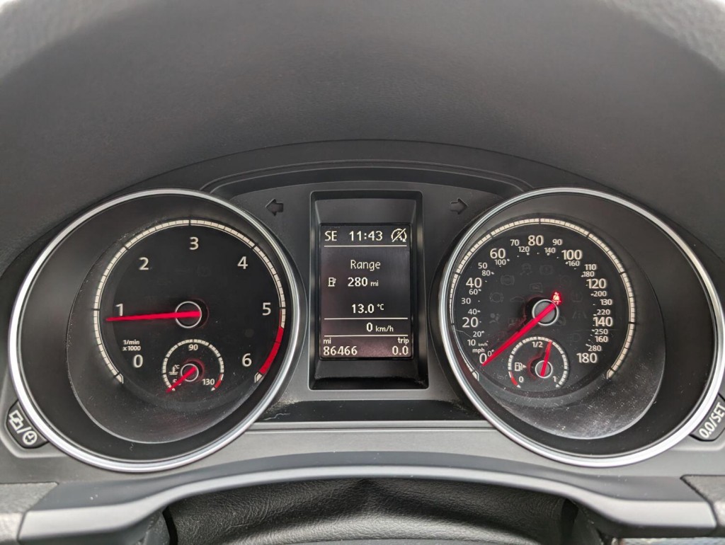 VOLKSWAGEN SCIROCCO