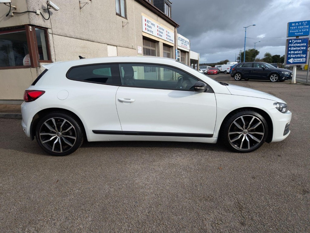 VOLKSWAGEN SCIROCCO