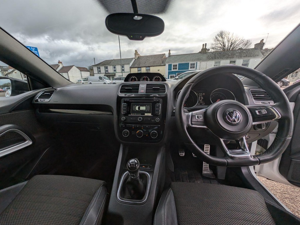 VOLKSWAGEN SCIROCCO
