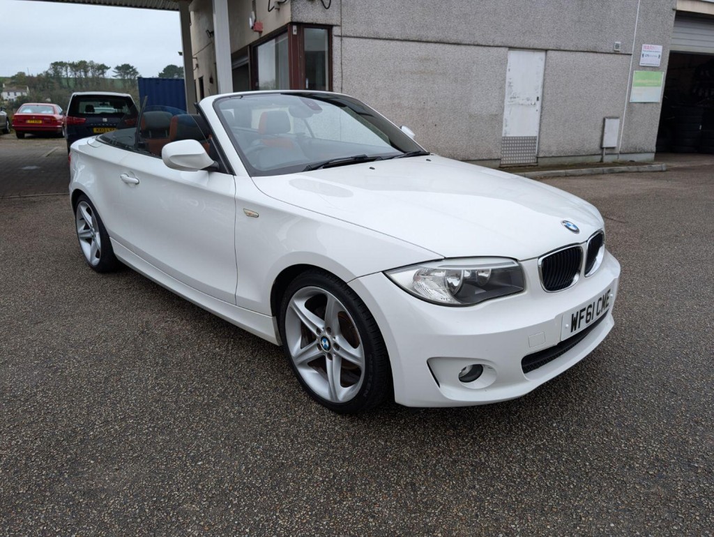 BMW 1 SERIES