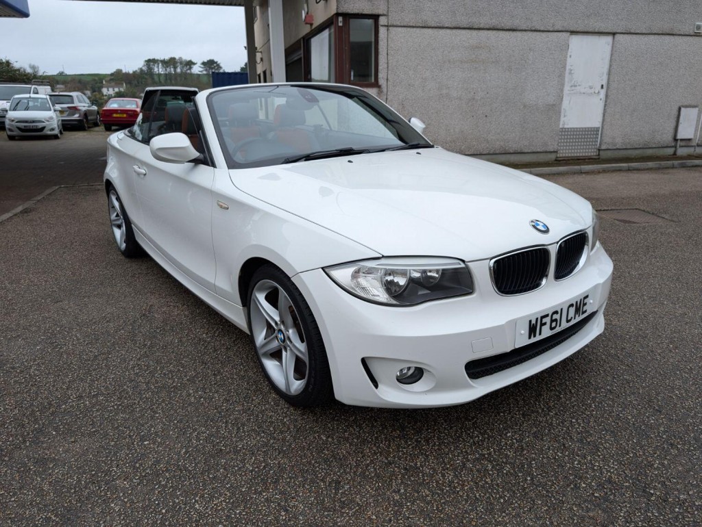 BMW 1 SERIES