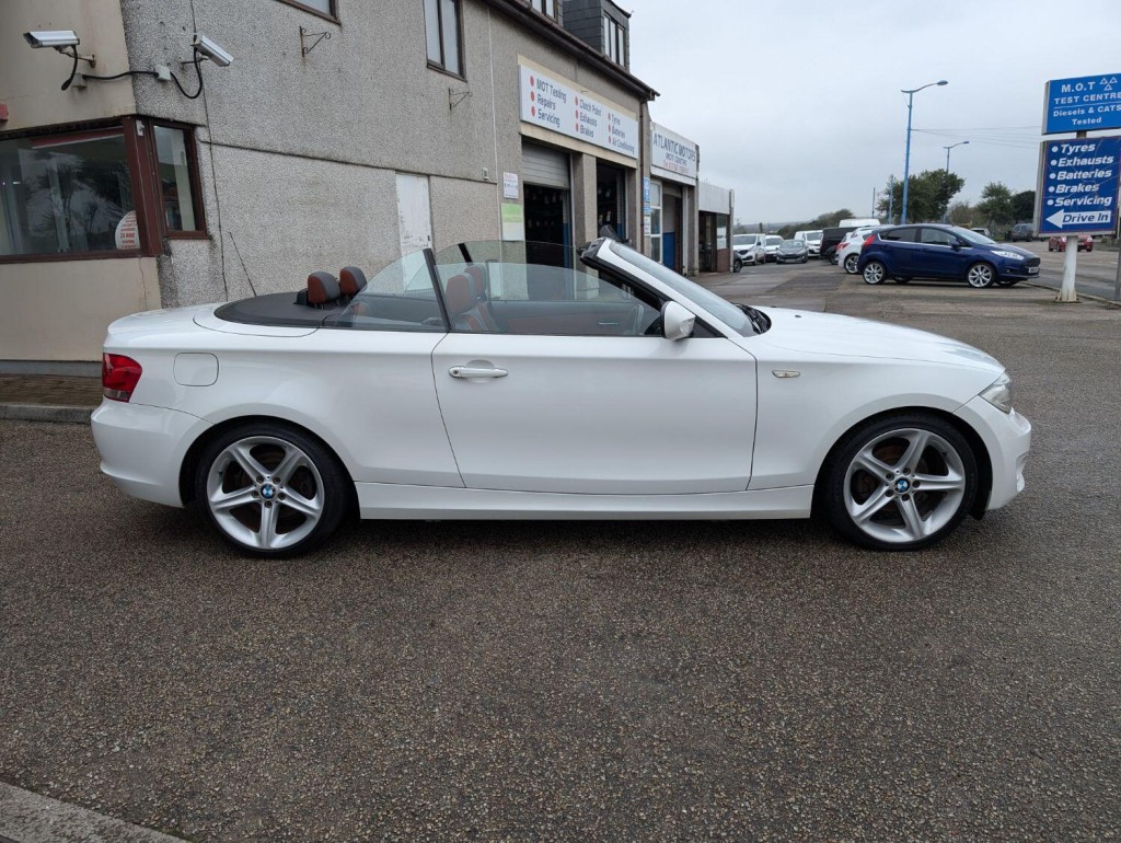 BMW 1 SERIES