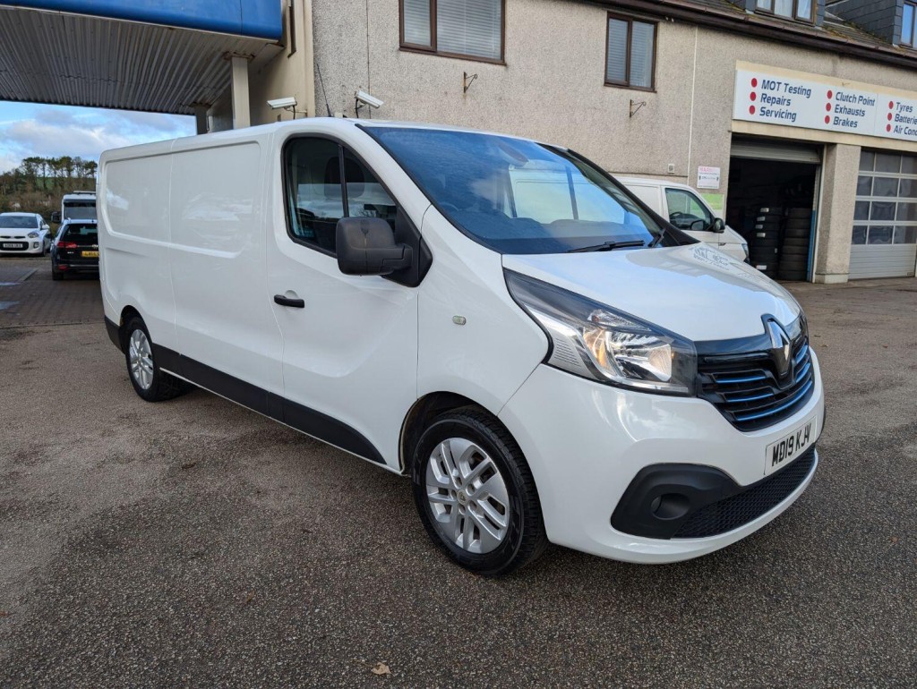 RENAULT TRAFIC