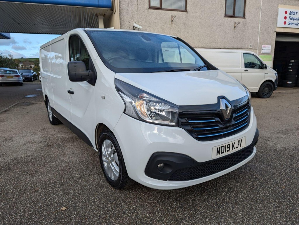 RENAULT TRAFIC