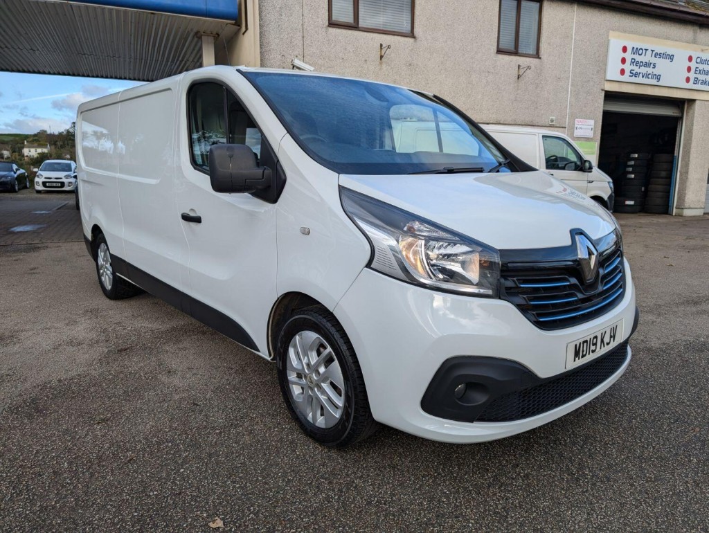 RENAULT TRAFIC
