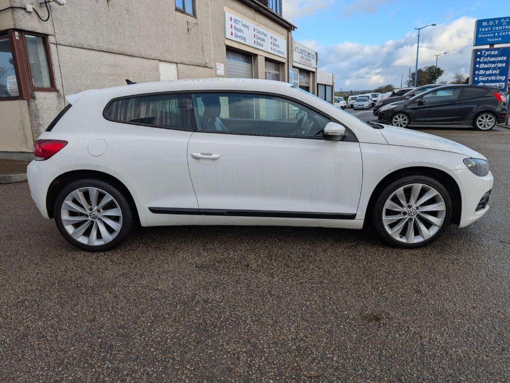 VOLKSWAGEN SCIROCCO