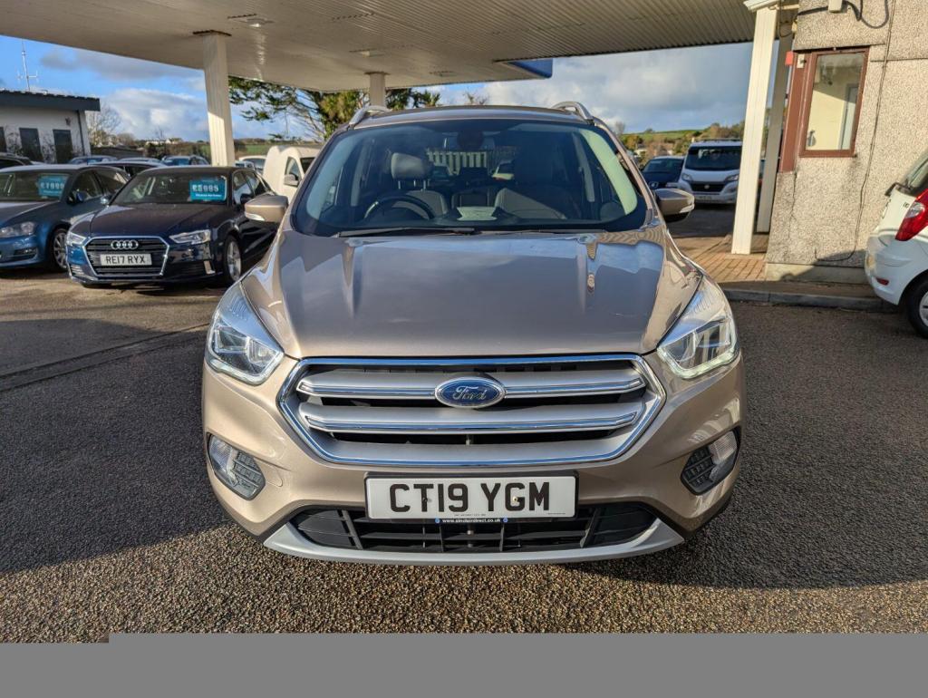 FORD KUGA