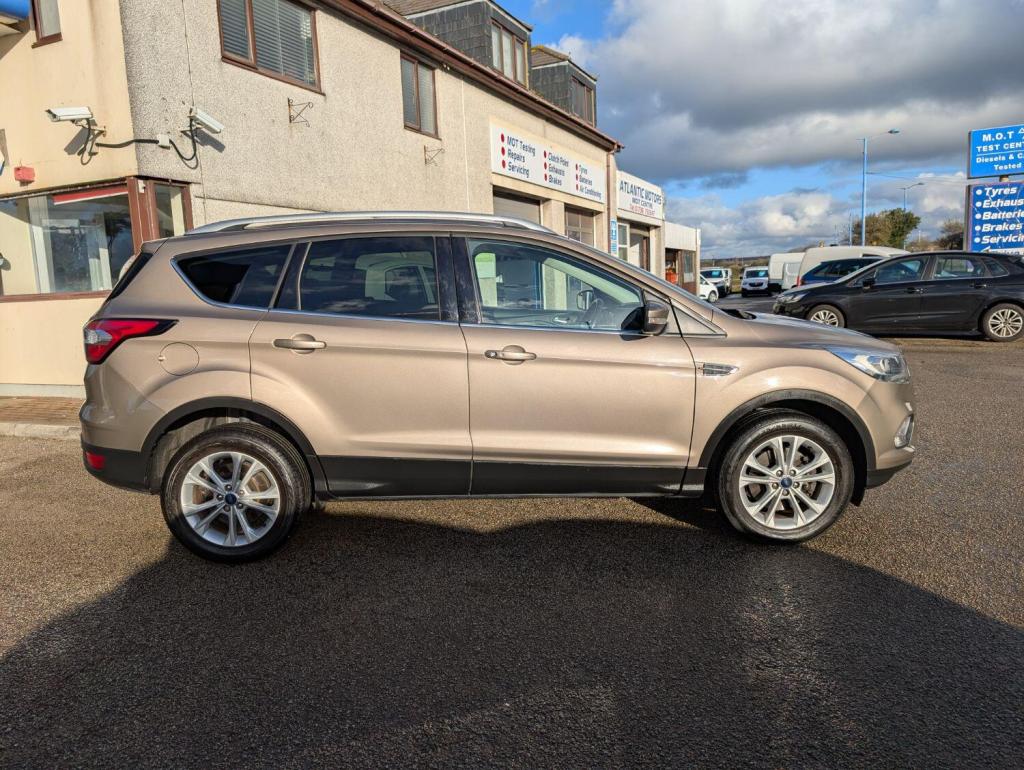 FORD KUGA