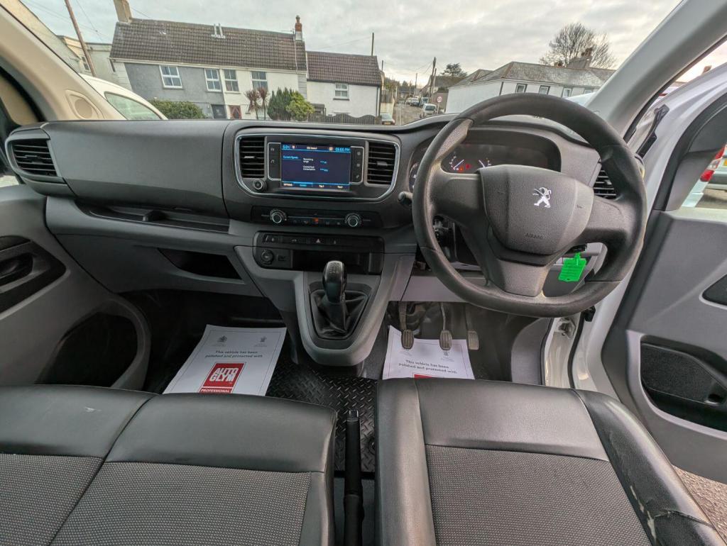 PEUGEOT EXPERT