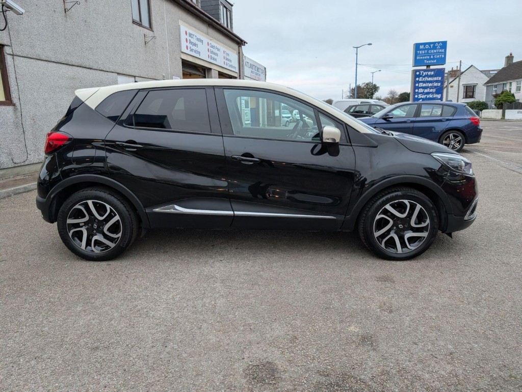 RENAULT CAPTUR