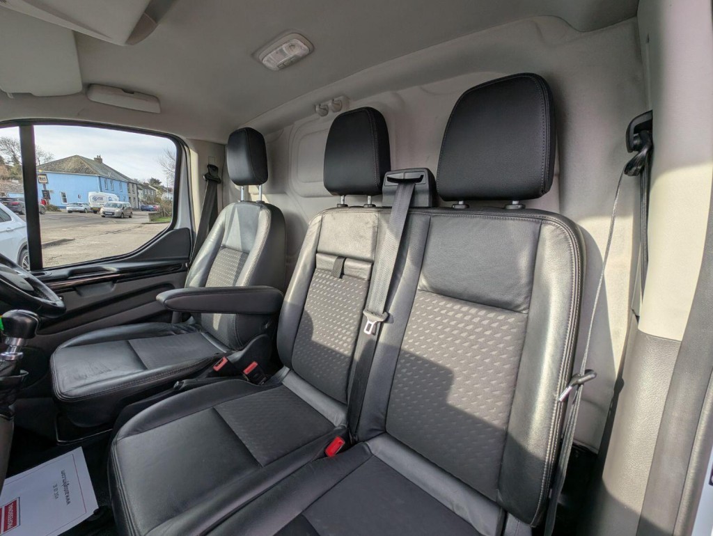 FORD TRANSIT CUSTOM