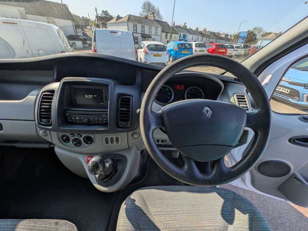 RENAULT TRAFIC