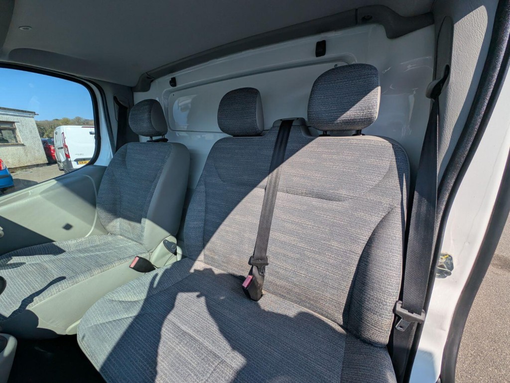 RENAULT TRAFIC