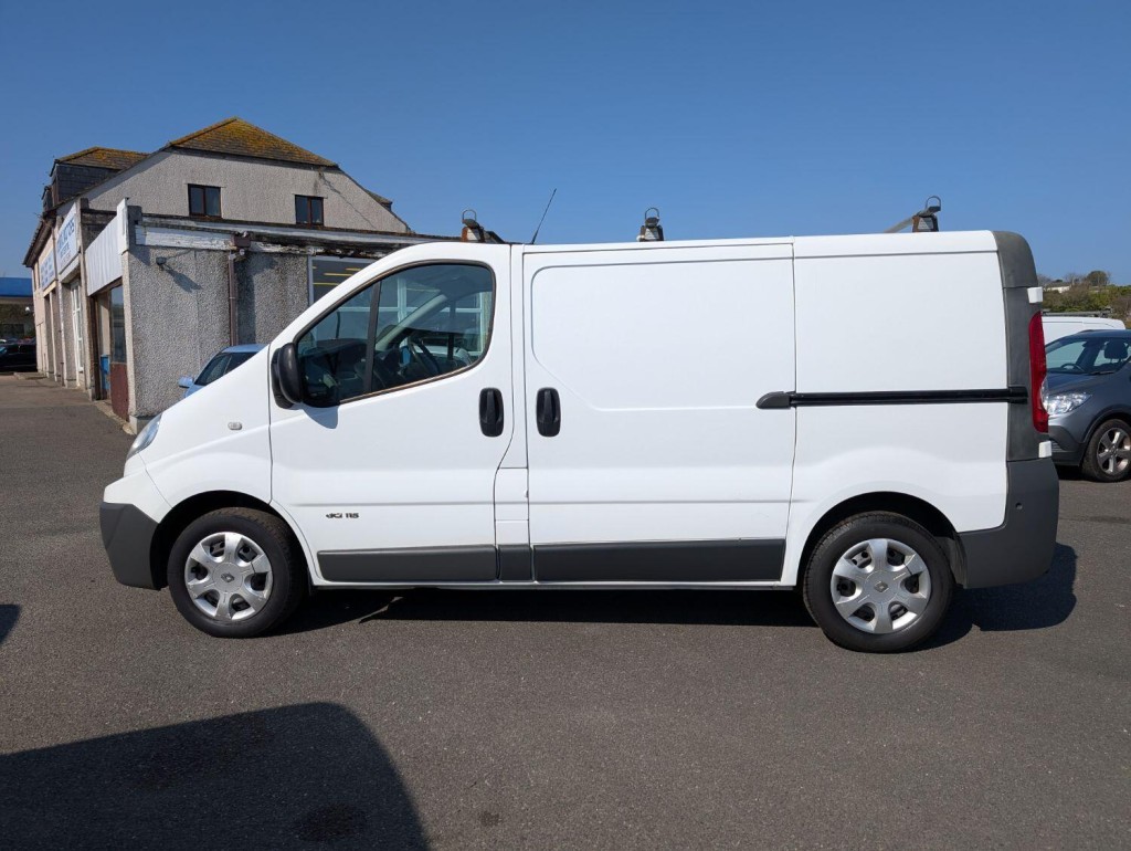 RENAULT TRAFIC