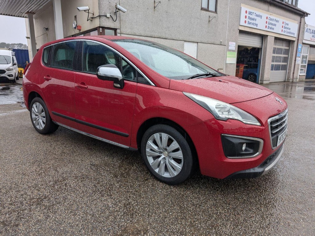 PEUGEOT 3008
