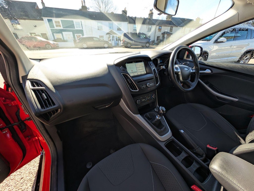 FORD FOCUS