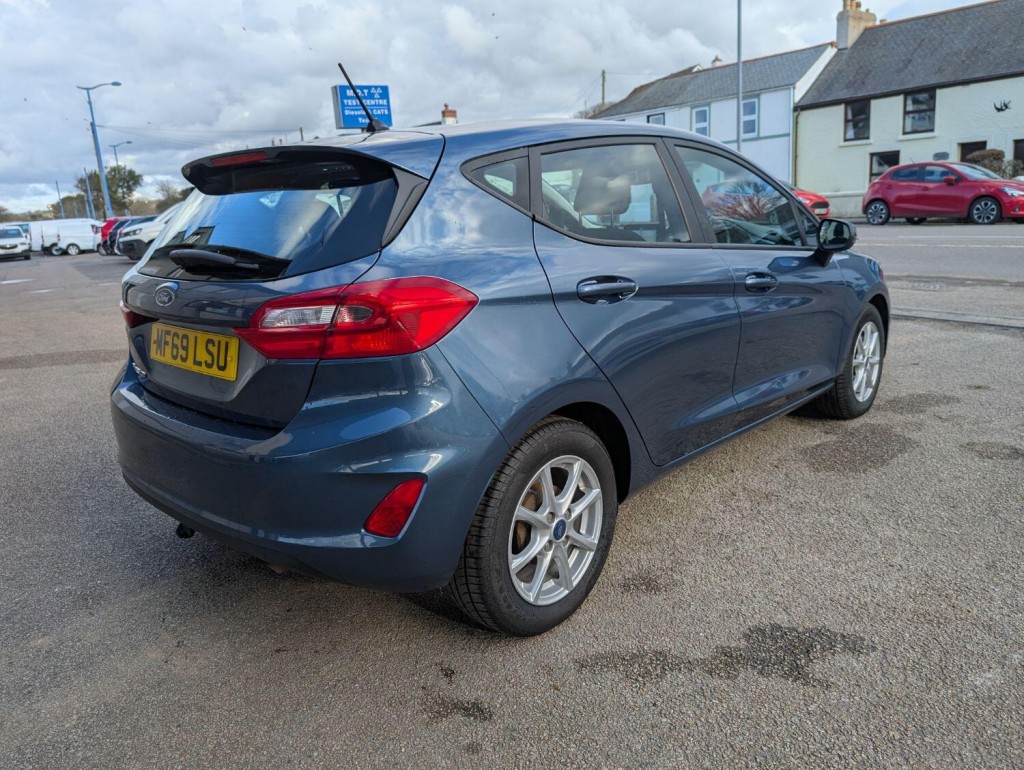 FORD FIESTA