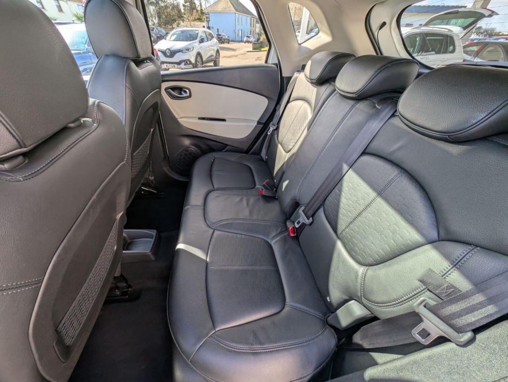 RENAULT CAPTUR