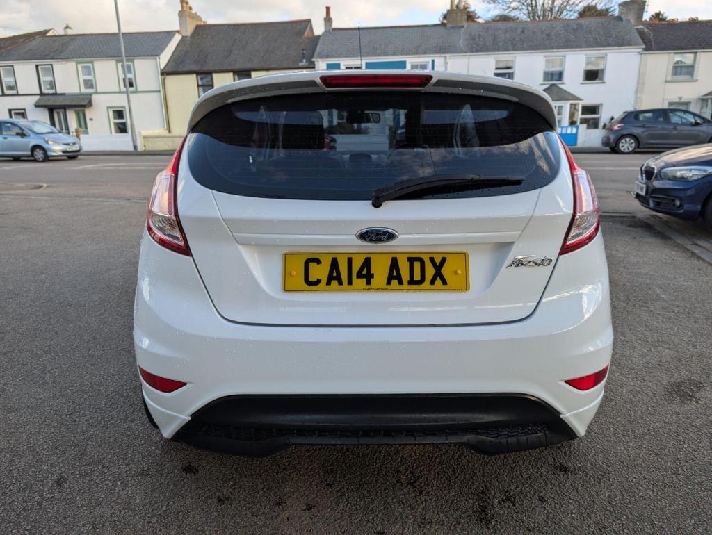 FORD FIESTA