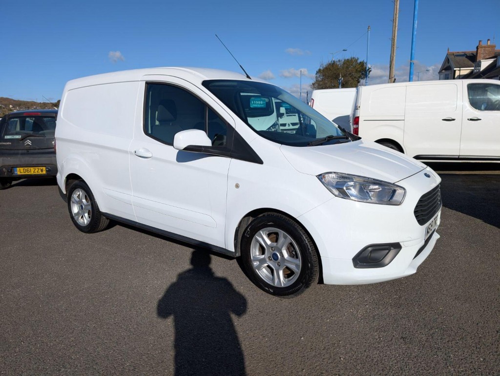 FORD TRANSIT COURIER