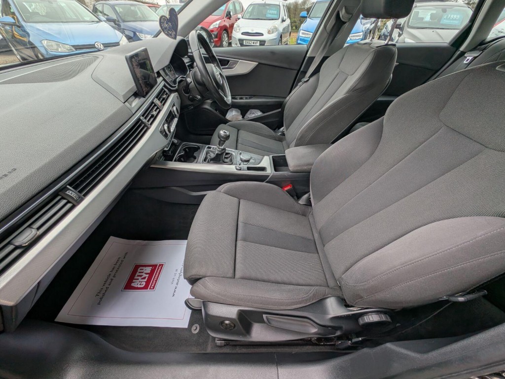 AUDI A4 AVANT