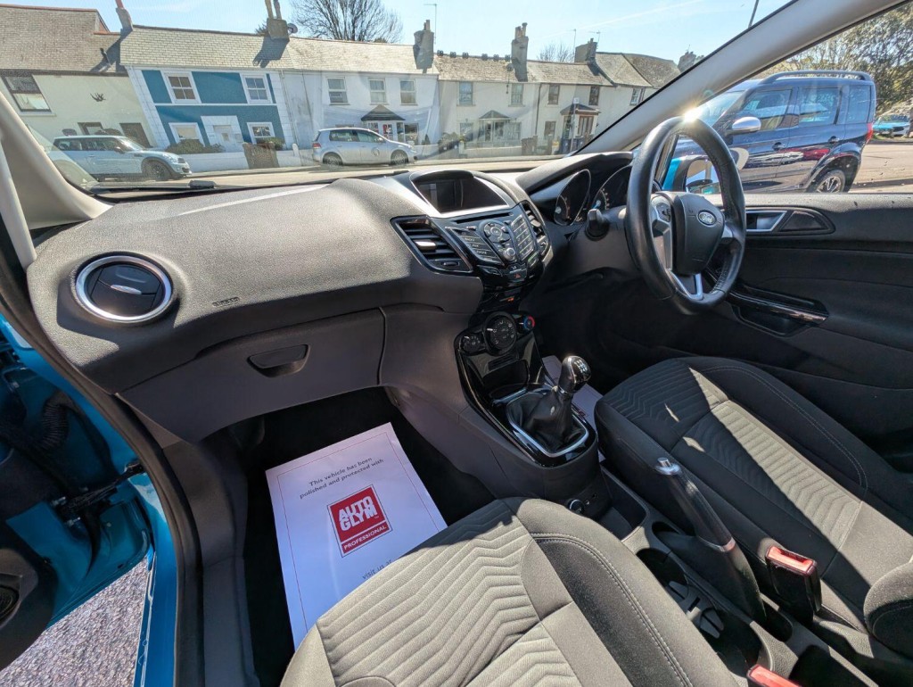 FORD FIESTA