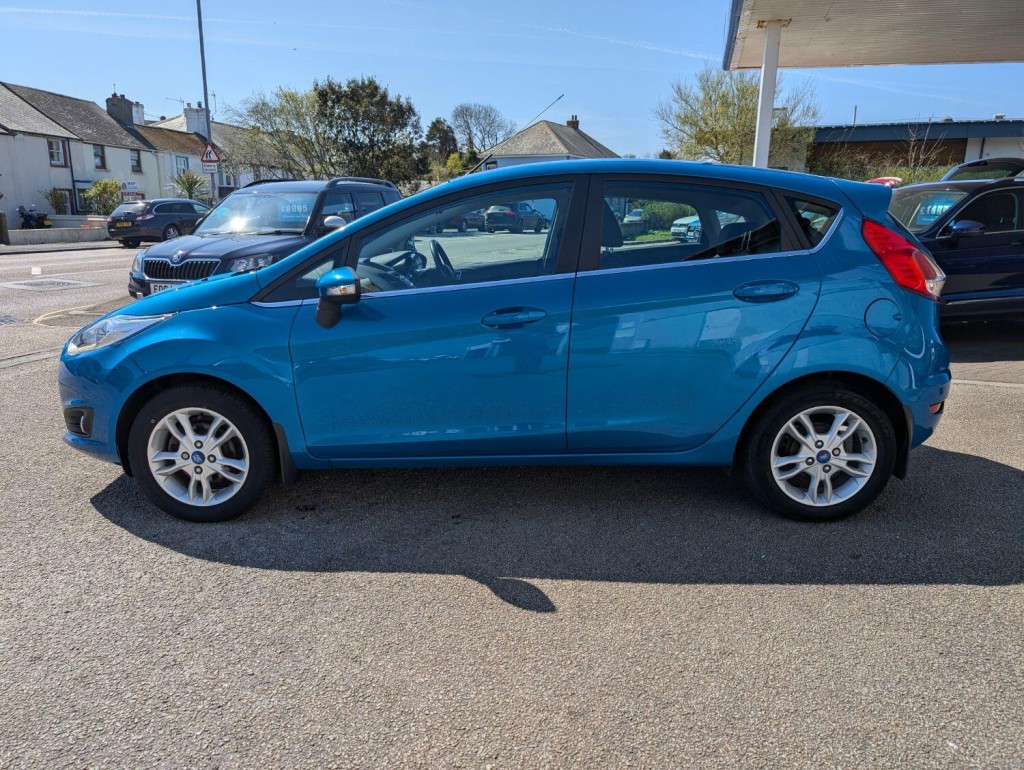 FORD FIESTA