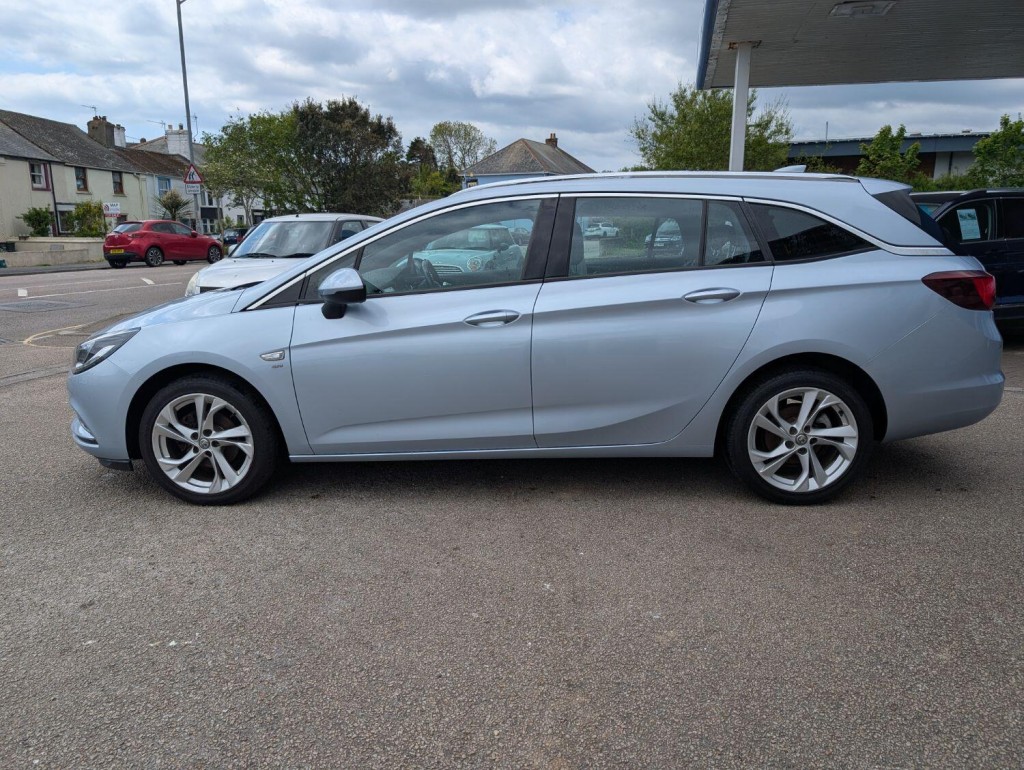 VAUXHALL ASTRA
