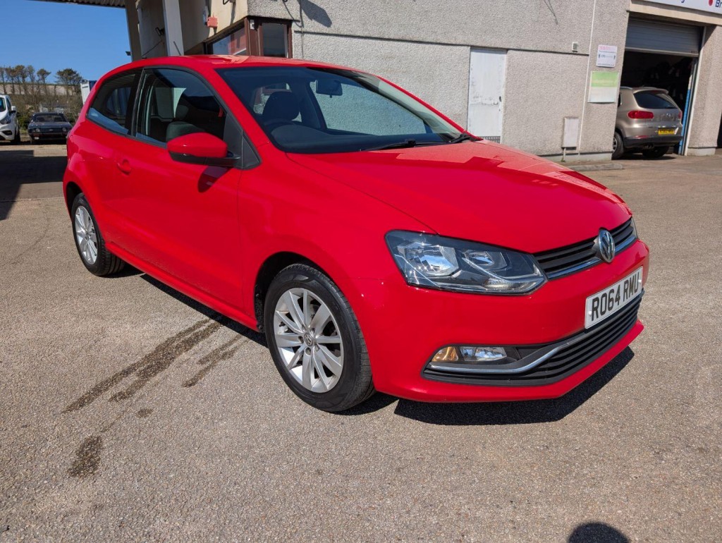 VOLKSWAGEN POLO