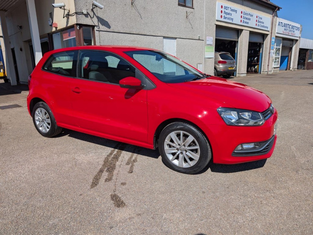 VOLKSWAGEN POLO